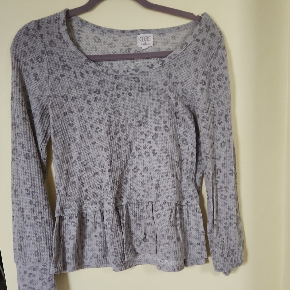 Pink Rose Gray Peplum Blouse